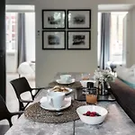 Shadows Of - By Myhomeincomo كومو