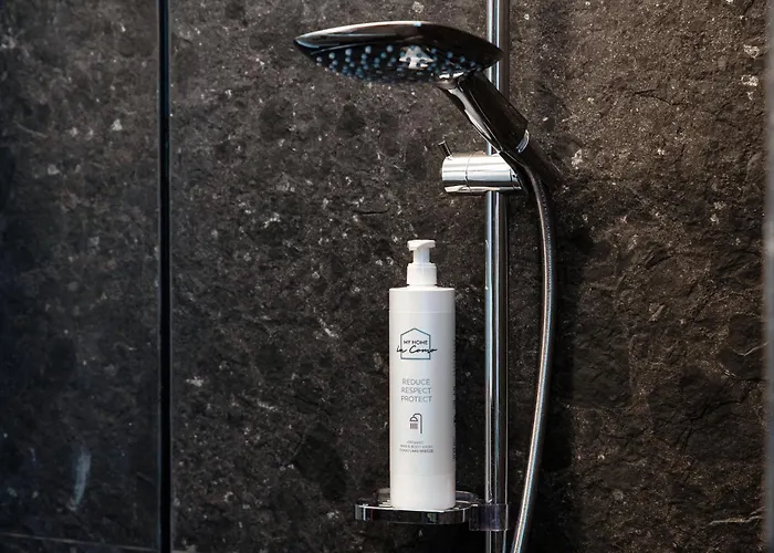 Shadows Of - By Myhomeincomo *