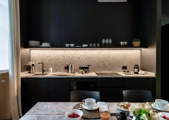 Shadows Of - By Myhomeincomo Apartamento Como