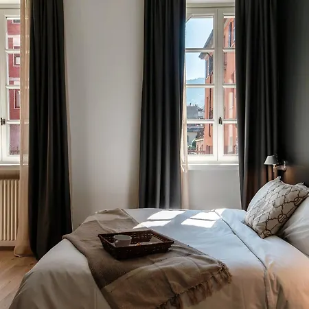 Shadows Of - By Myhomeincomo Appartement *